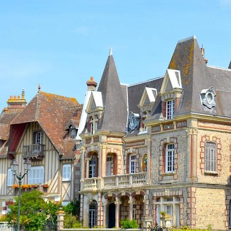Charmant 2 Pieces A 500 M Des Plages Et Du Centre Кабур Екстер'єр фото